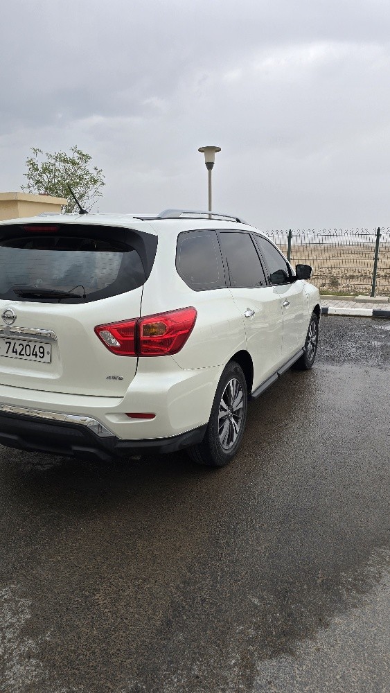 Nissan pathfinder - 15