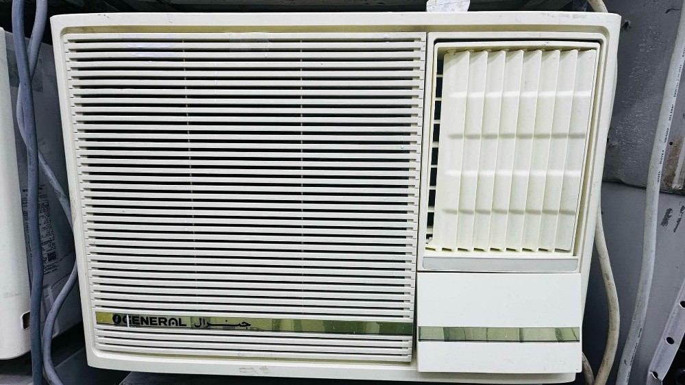 good condition window ac sell - 1