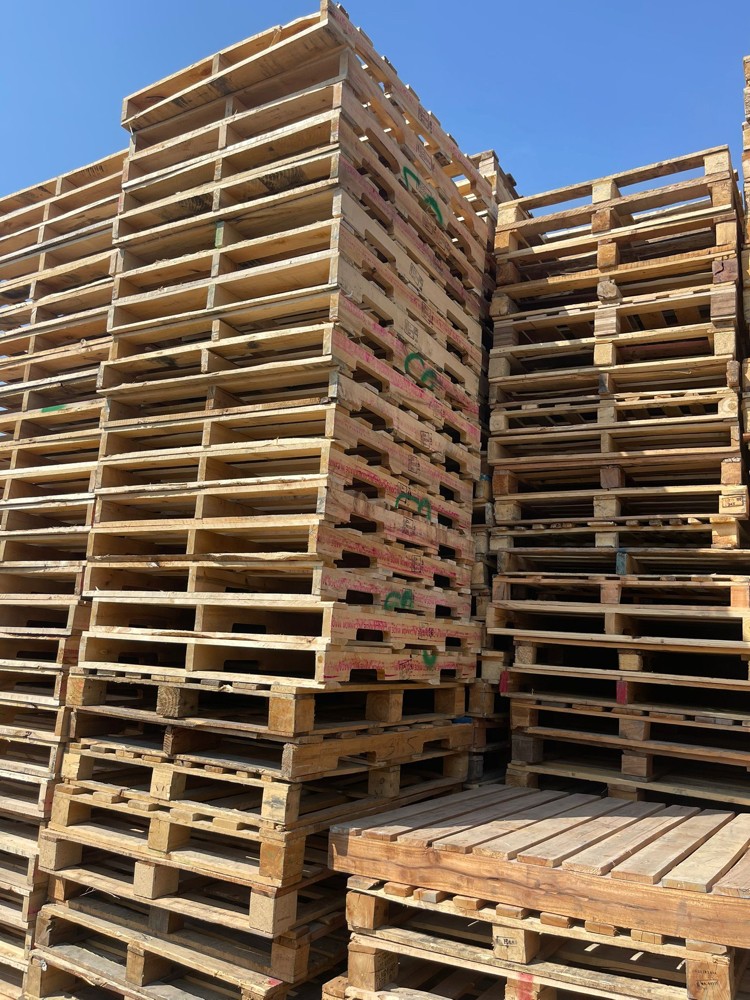 USED WOODEN PALLET - 1