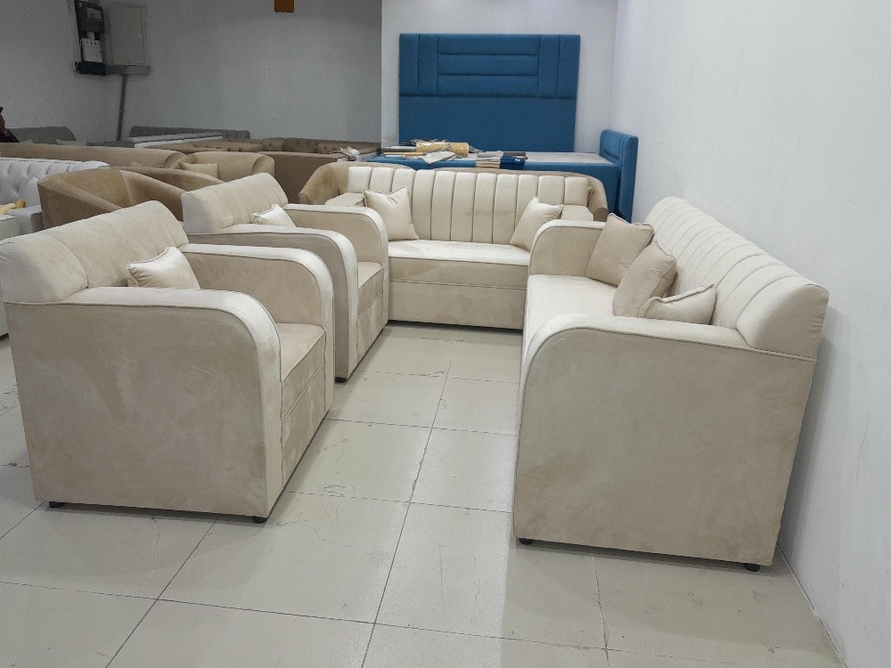 طقم كنب جديد جاهز للبيع - 5