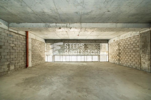 Showroom with Offices for Rent - 9