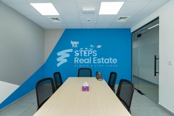 Office Space in Business Center - 4