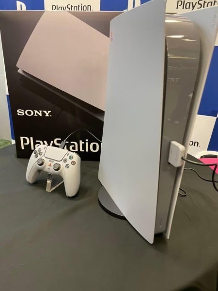 playstation 30thanniversary slim - 3