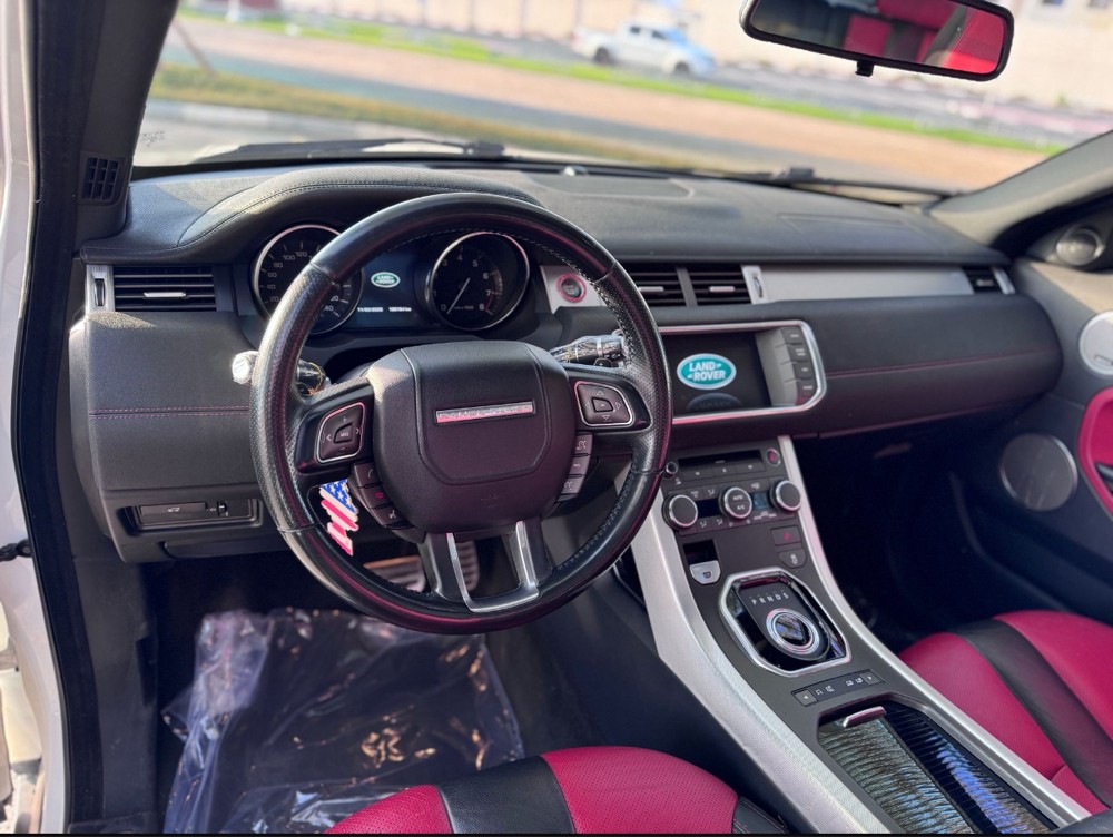 Very Clean Evoque Range Rover - 3