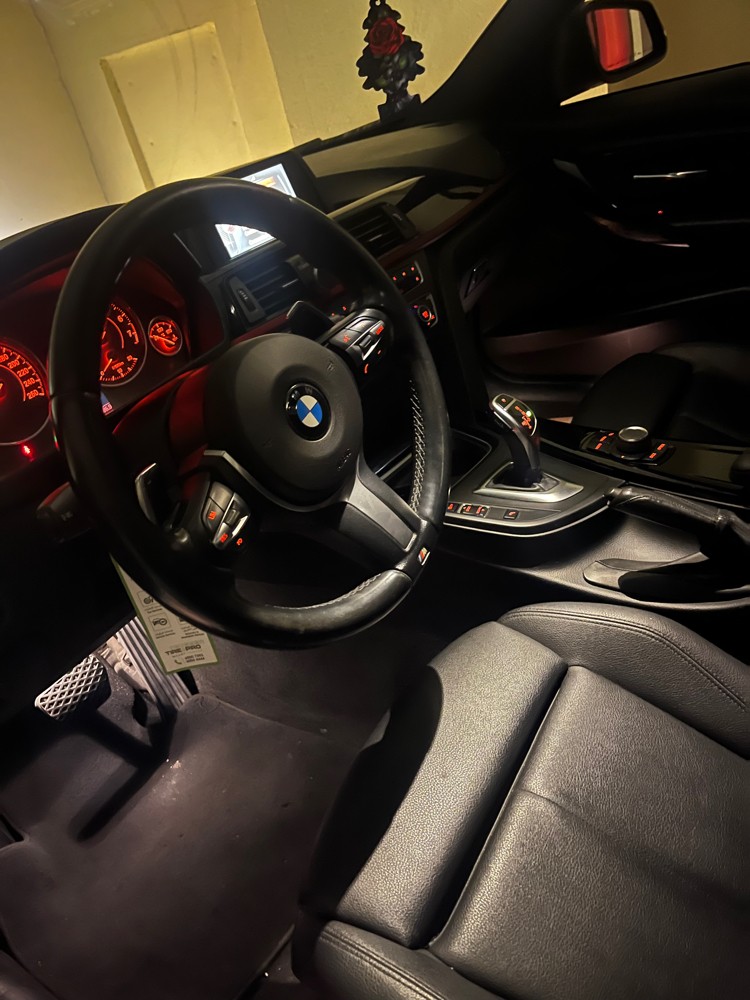 bmw 328i — photo 5 for sale in Qatar