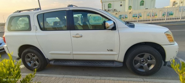 4x4 V8 Engine Nissan Armada Year - 7