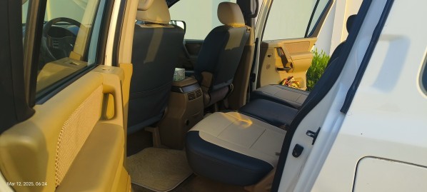 4x4 V8 Engine Nissan Armada Year - 14