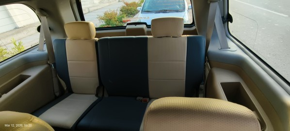 4x4 V8 Engine Nissan Armada Year - 4