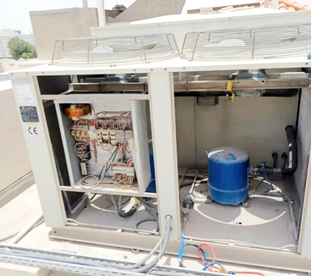 Brand new AC Selling. - 14