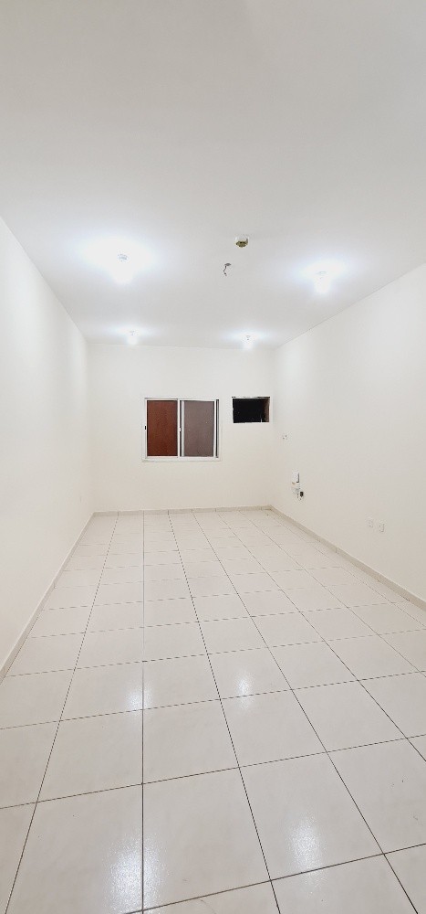 3bhk southern madaint Khalifa - 3