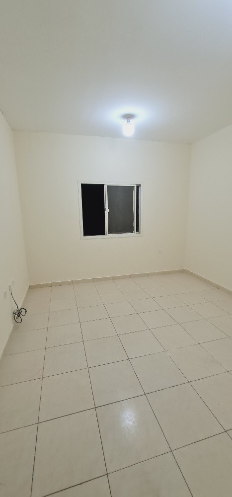 3bhk southern madaint Khalifa - 7