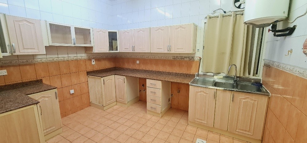 3bhk southern madaint Khalifa - 5