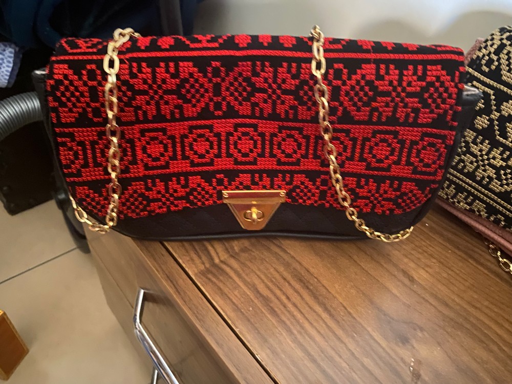 leather bags & traditional - 1
