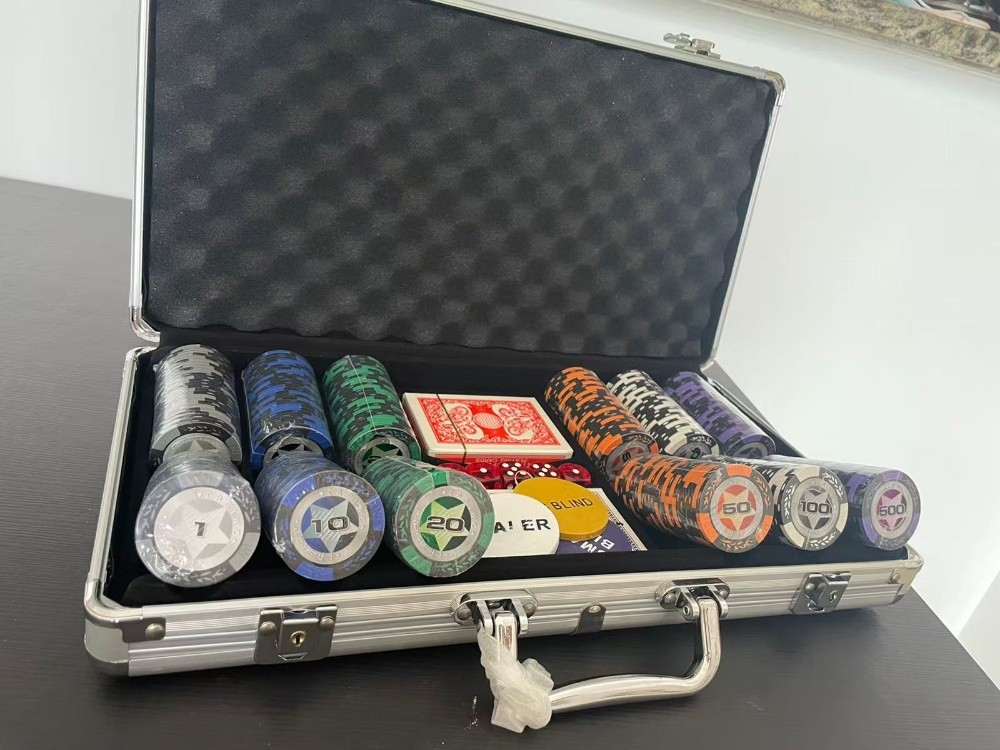 billiard table 8 ft - 9