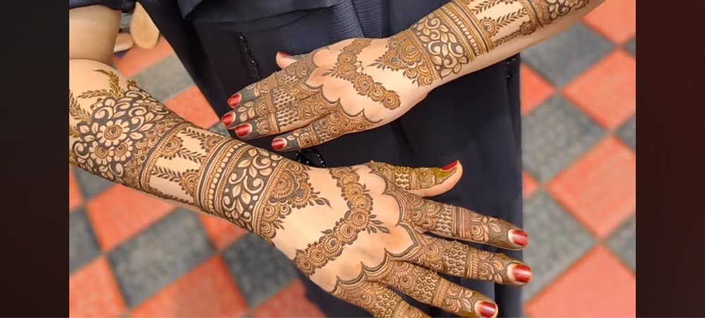 Henna Artist  - 2