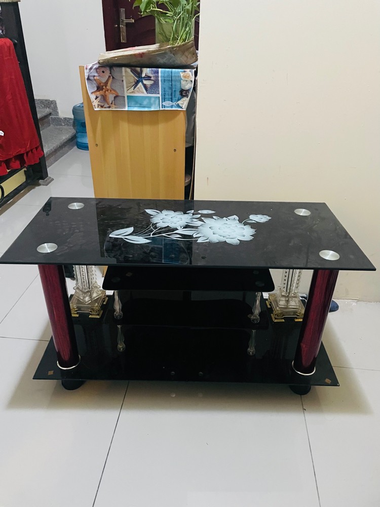TV STAND (GLASS) - 4