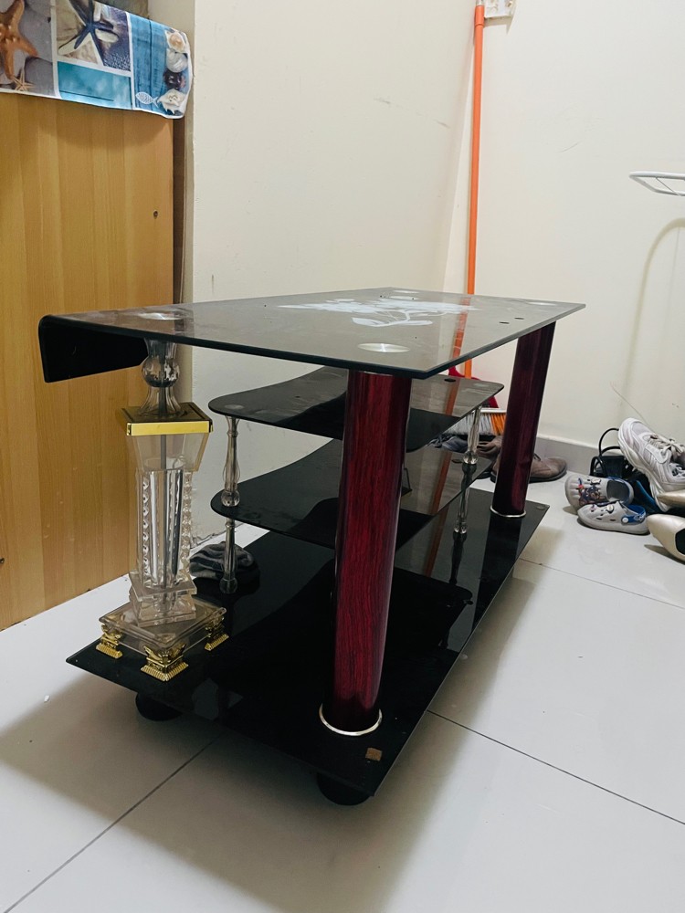 TV STAND (GLASS) - 3