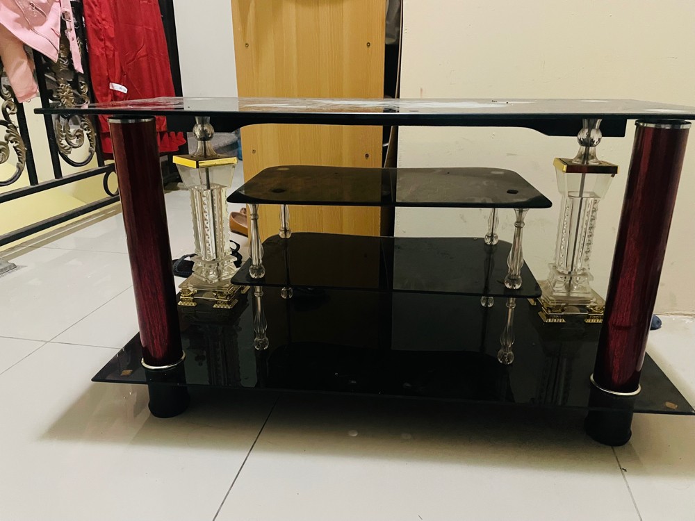 TV STAND (GLASS) - 5