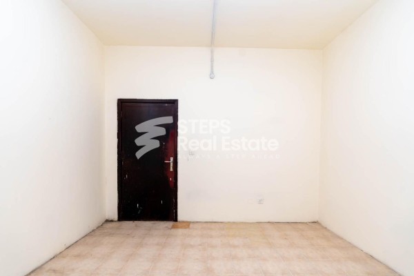 سكن عما ل للإيجار - 7