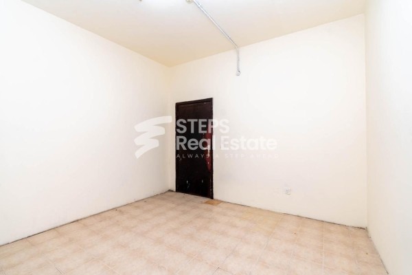 سكن عما ل للإيجار - 8