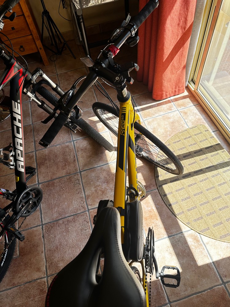 Trinx Bicycle, road bike  - 4