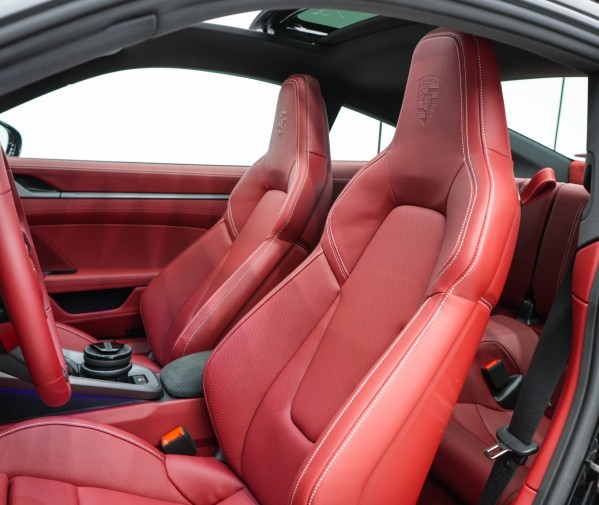 Porsche 911 Carrera 2025 - 11
