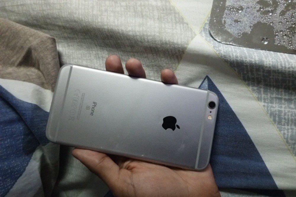 iphone 6S plus - 1