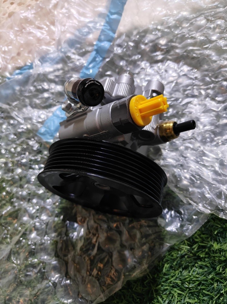 steering pump aurion - avalon - 1