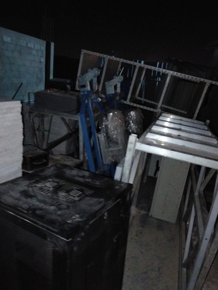 Electric scaffolding cradle never - 2