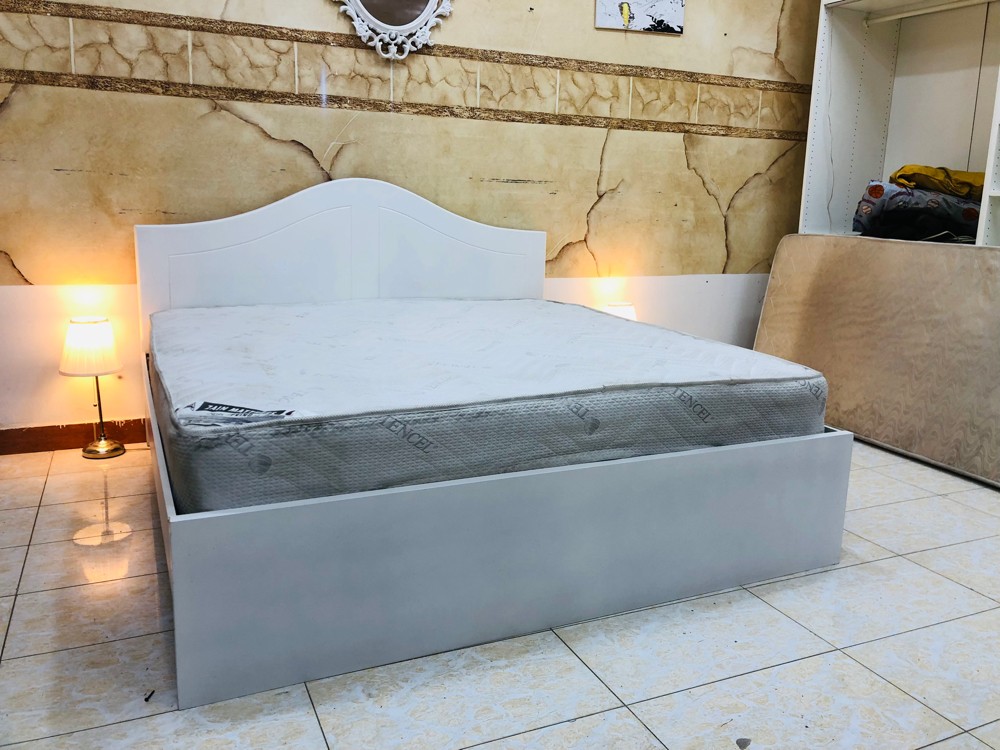 King size bed 190x180 - 2