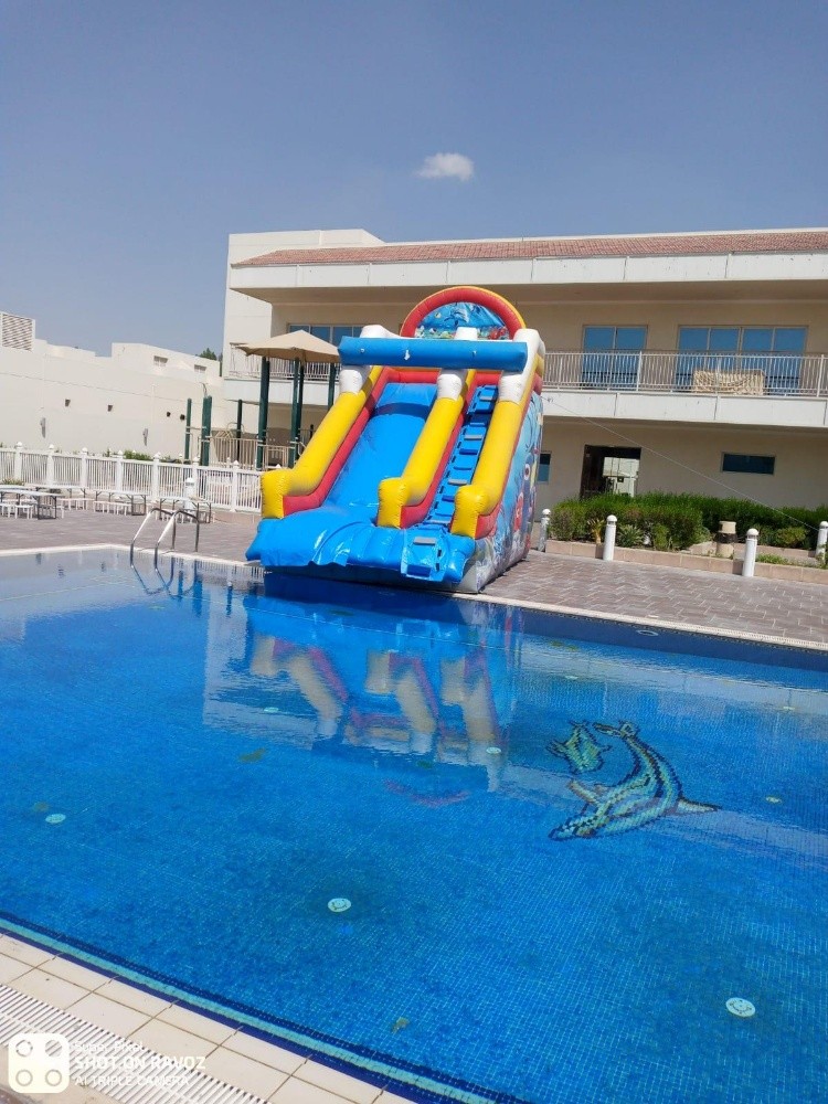 نطاطيات وزحلاقيات للايجار - 1