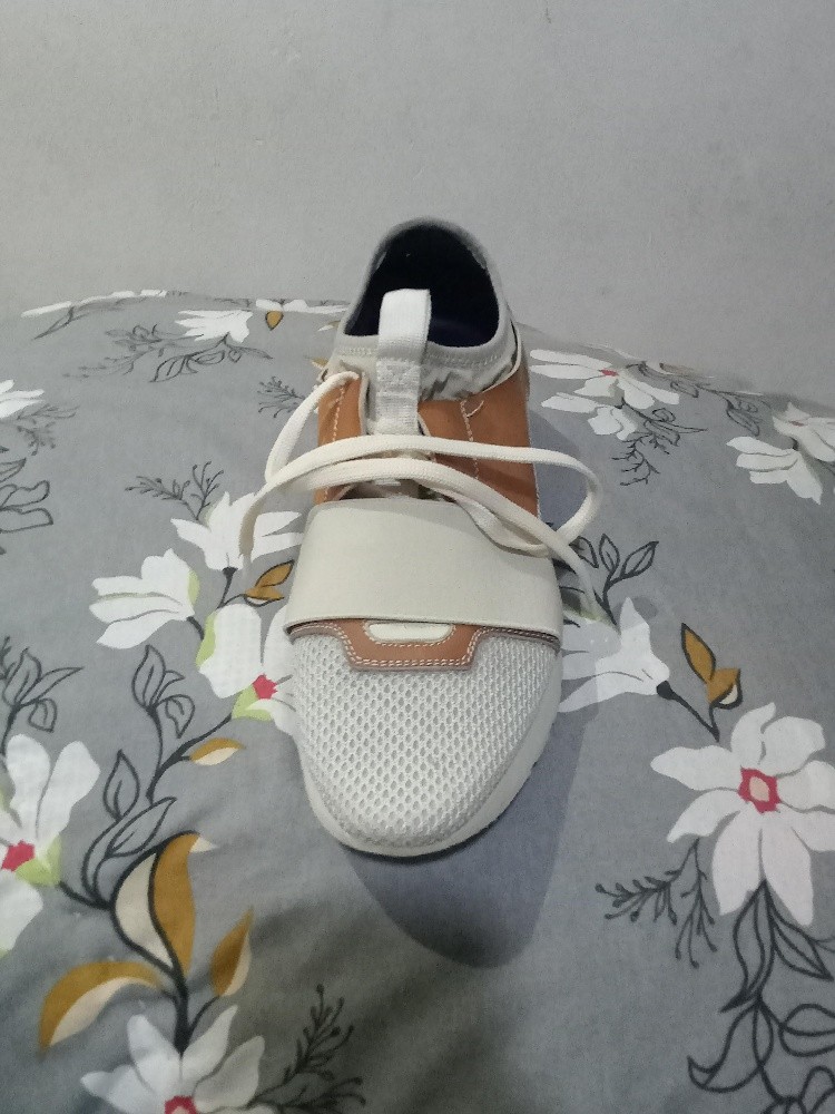 BALENCIAGA - 1