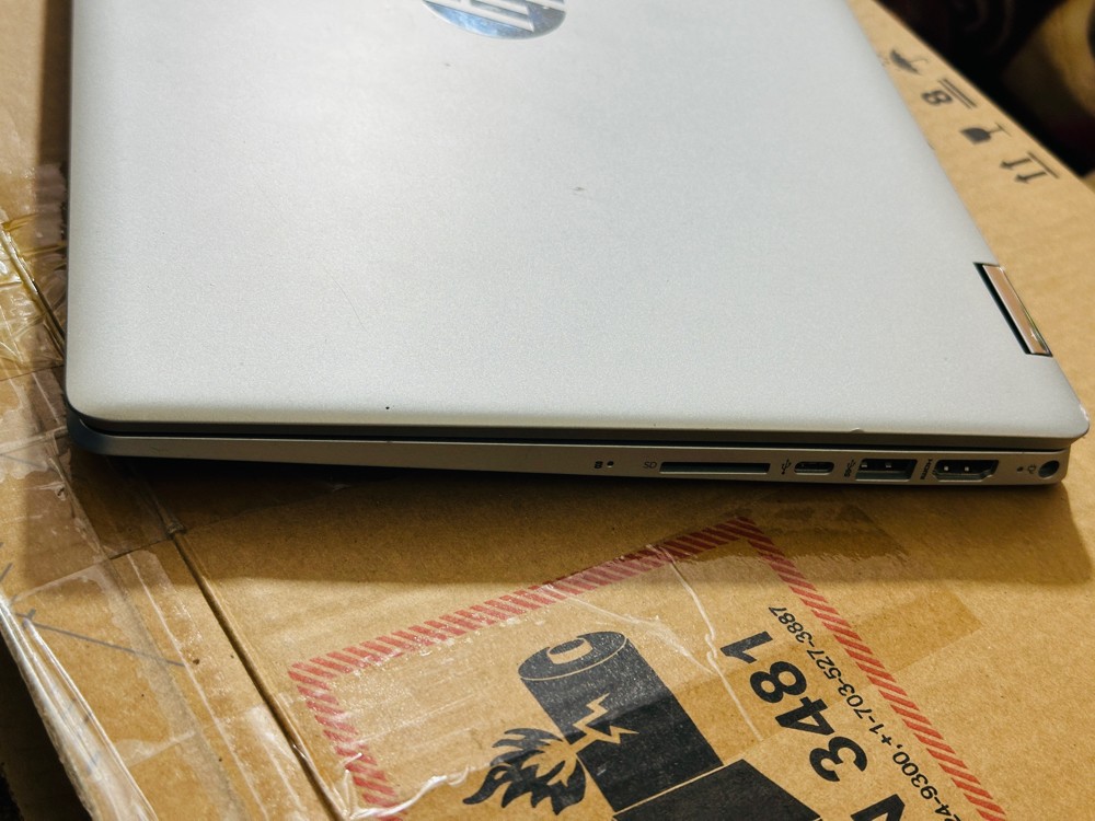HP Pavilion x360  - 7