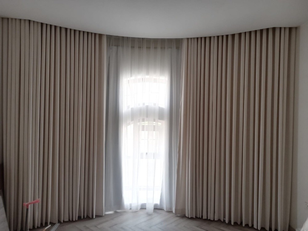 curtains - 4