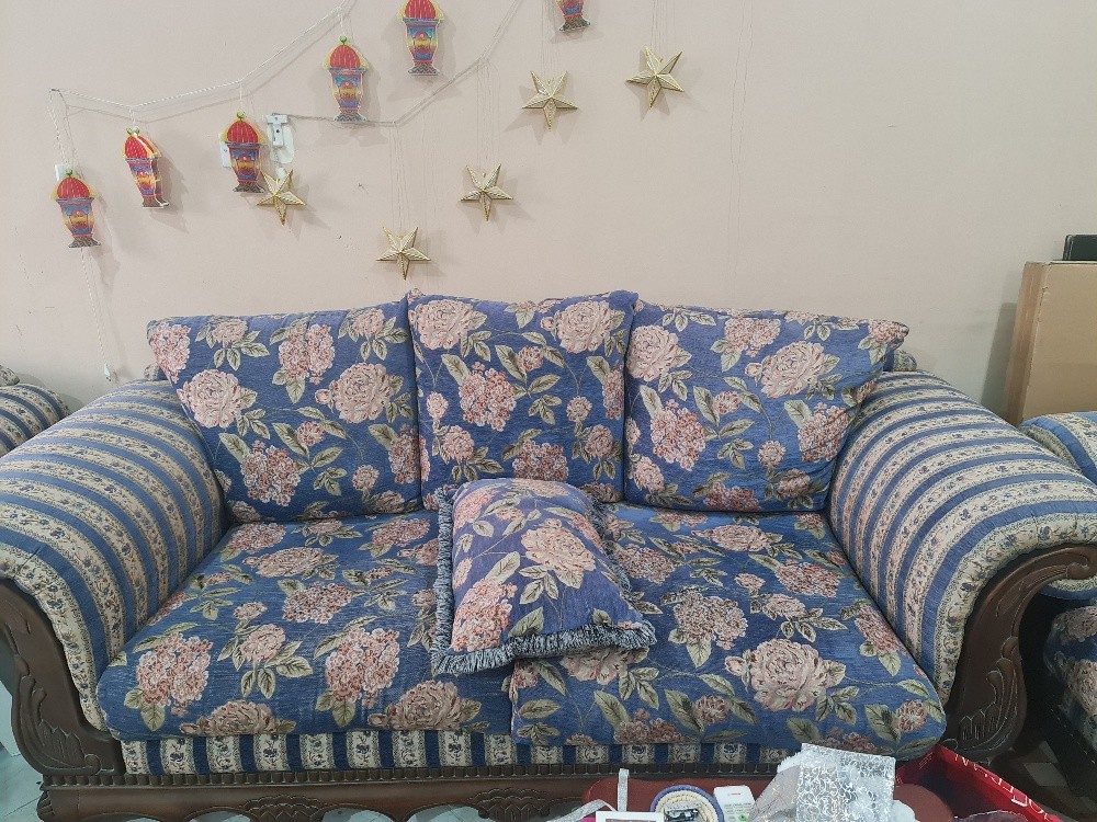 طقم كنب وكراسي وكنبة مفردة للبيع - 2