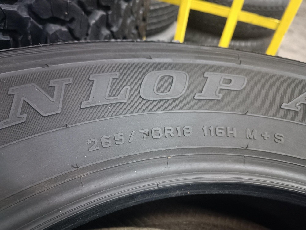 265/70/18#Dunlop tyre - 2