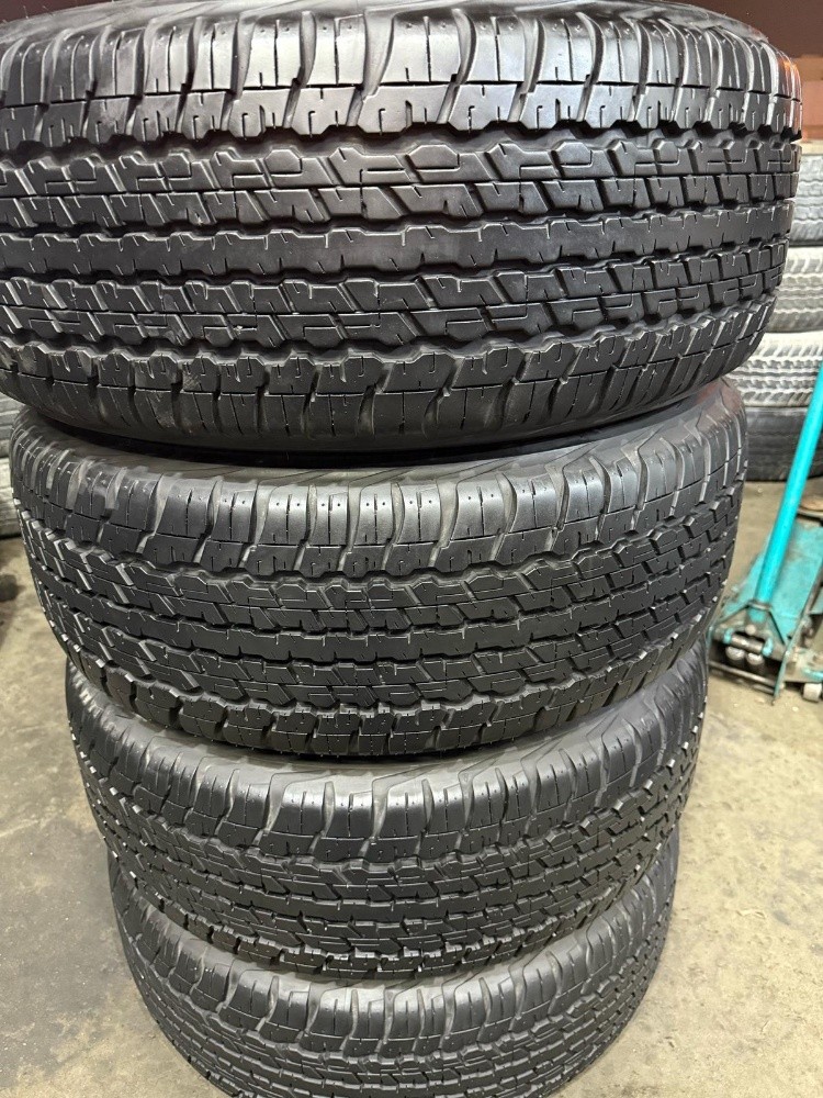285/65/17#Dunlop tire - 4