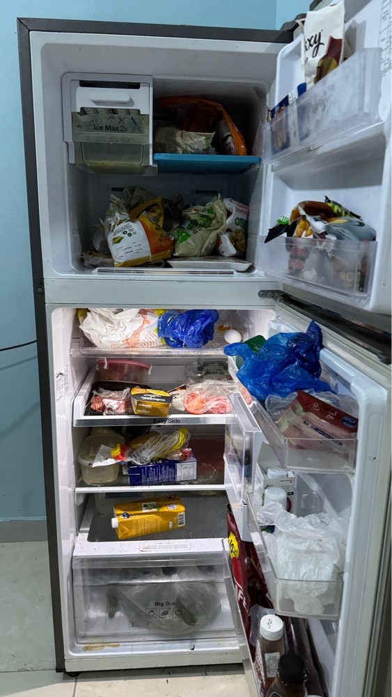 Samsung refrigerator - 3