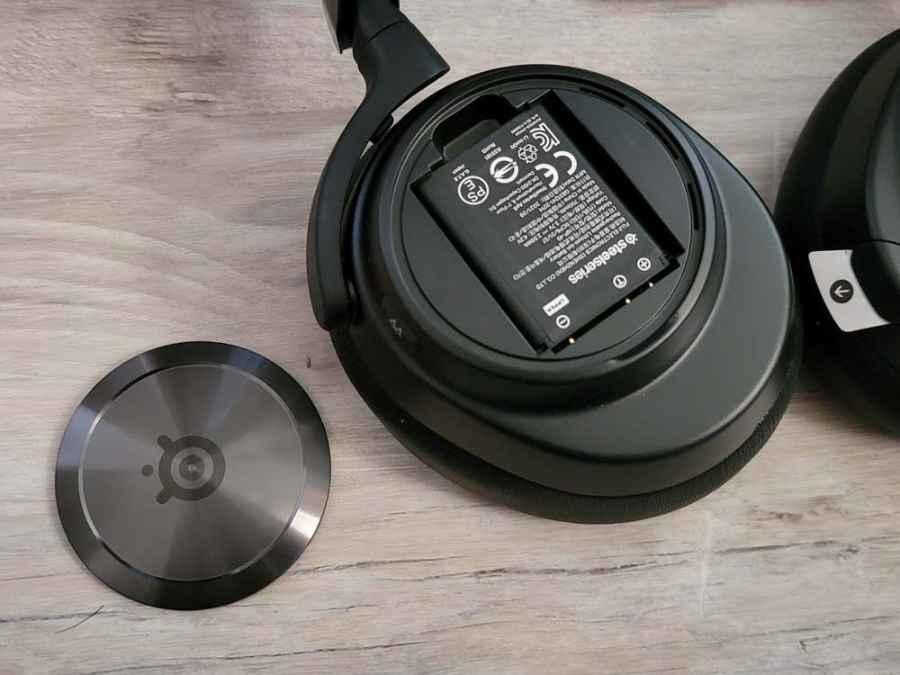 SteelSeries Arctis Nova Pro - 3
