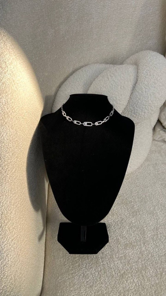 Messika Move Link Multi Choker
Re - 3