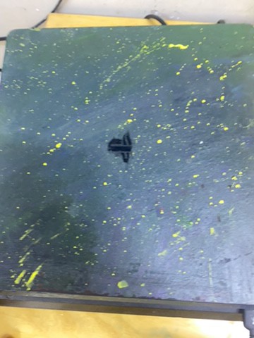 ps 4 good condition  - 1