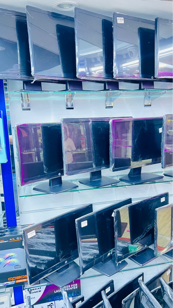 Used Monitors 20” - 1