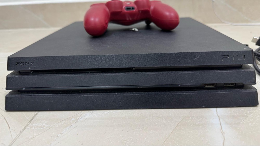 PlayStation proand display screen - 1