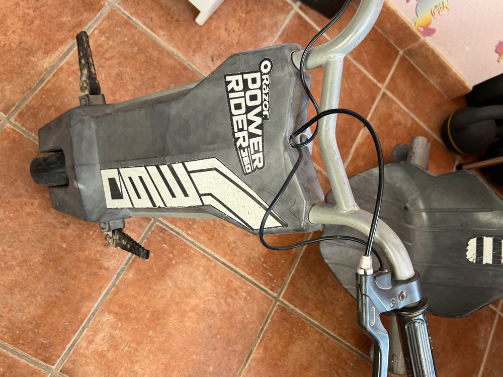 Razor Power Rider 360 - 1