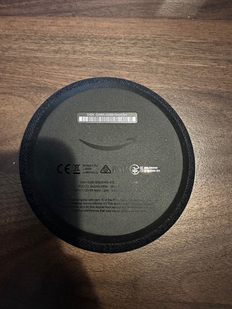 Amazon / Echo Dot / Alexa - 2