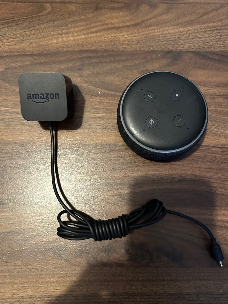 Amazon / Echo Dot / Alexa - 1