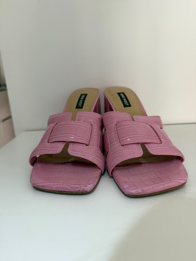 Women’s shoes  - 7