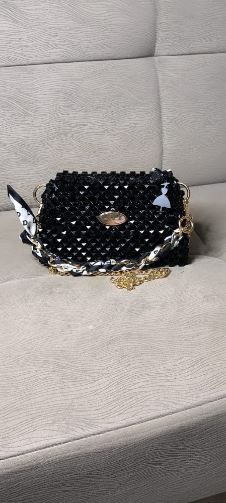 Gema Bag's latest beheaded bags - 9