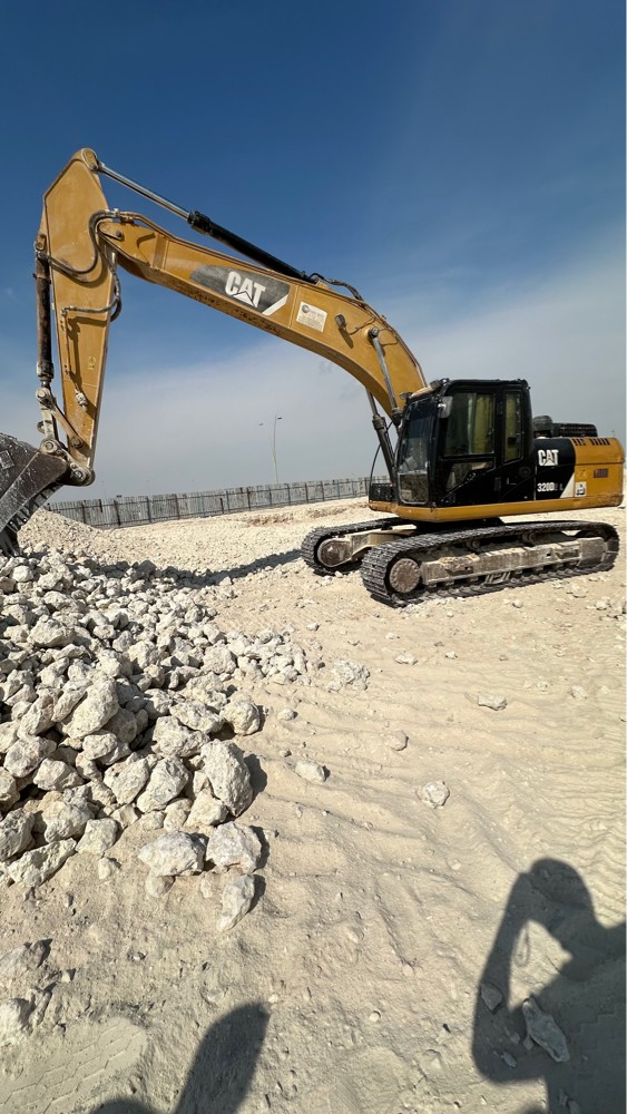CAT 320 DL 20 Ton For Rent. - 1