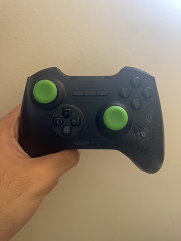 Razer Serval Gaming Controller - 1